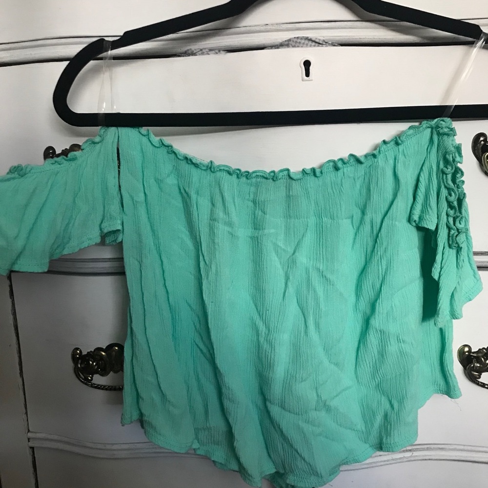 Off shoulder crop top